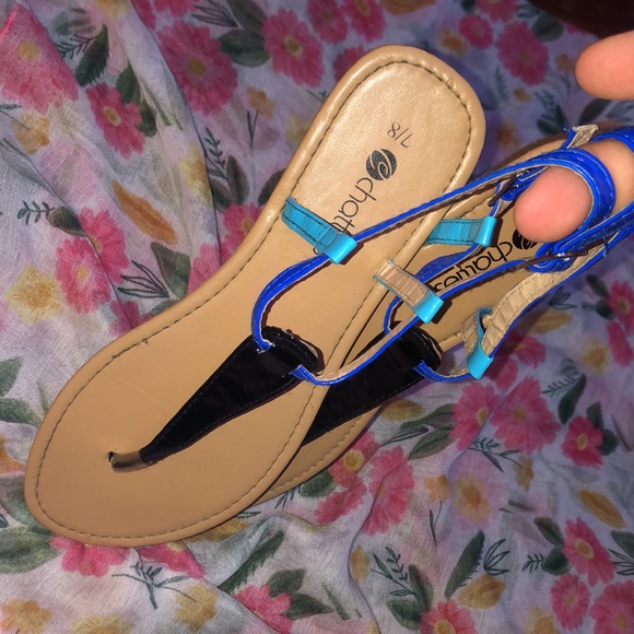 Flip flops - Picture 2 of 2